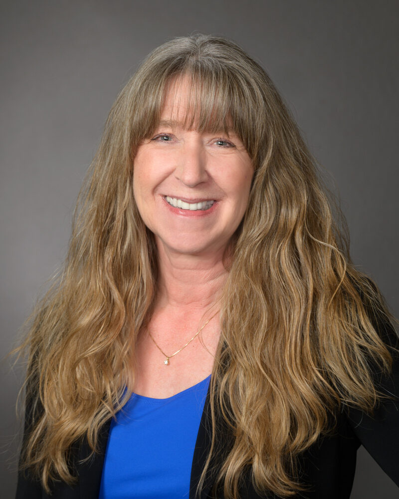Debbie Keller headshot